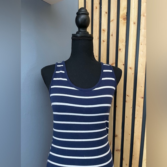 Heart & Hips Striped Dress - Picture 4 of 6